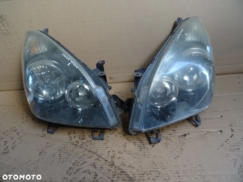 Lampa przód lewa prawa Toyota Corolla Verso II - 1
