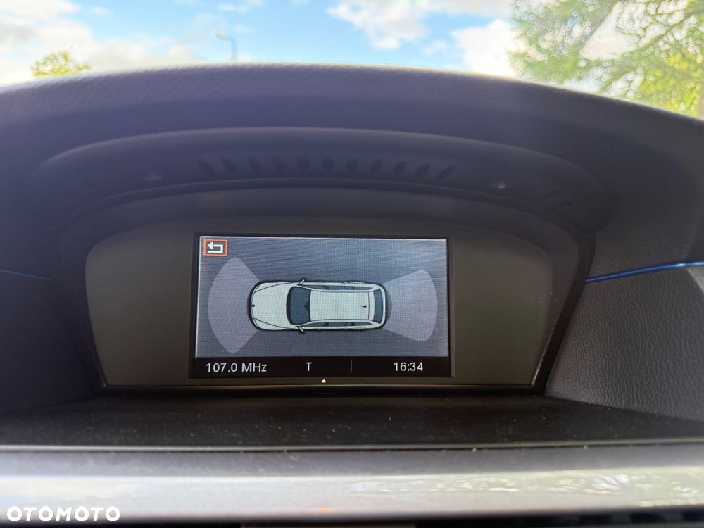 BMW Seria 5 520d Edition Exclusive - 29