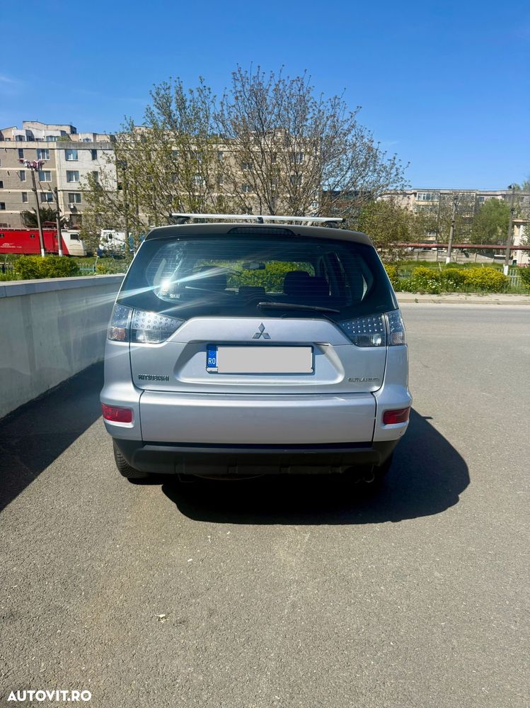 Mitsubishi Outlander 2.2 DI-D 4WD Instyle A60 - 3