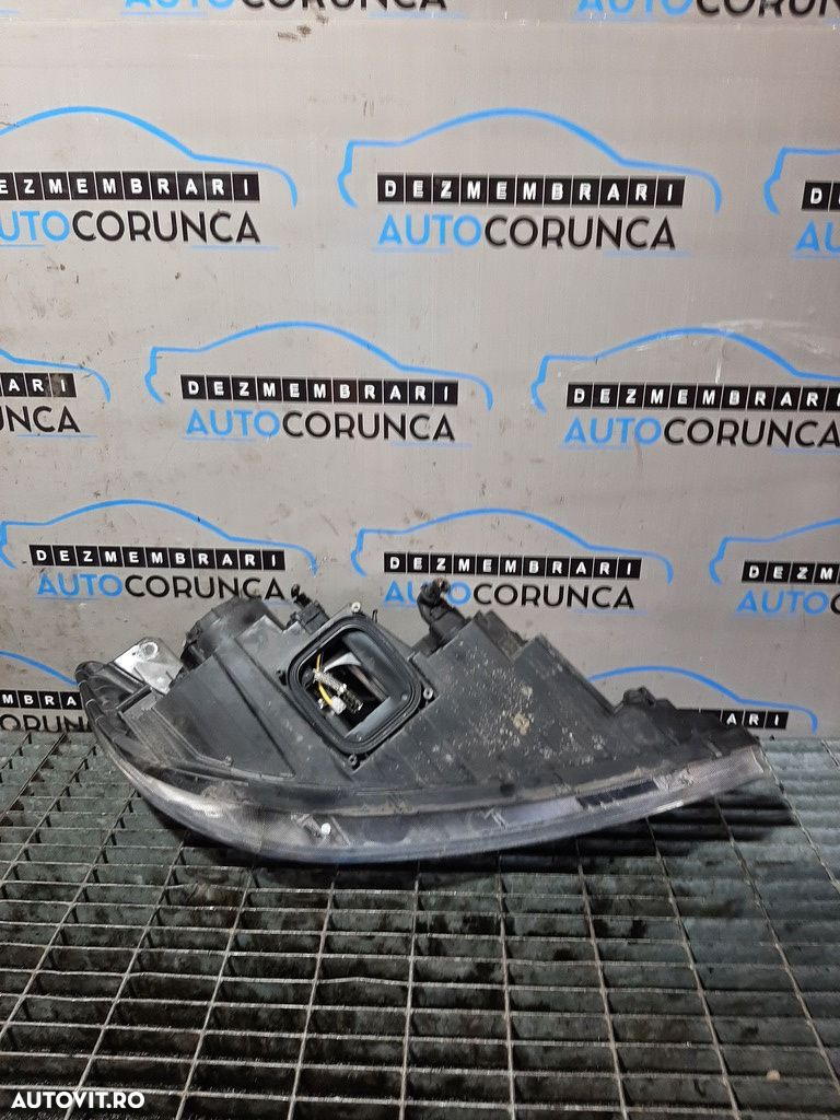 Far Stanga Kia Sorento II 2009 - 2015 SUV 4 Usi (733) Xenon - 5