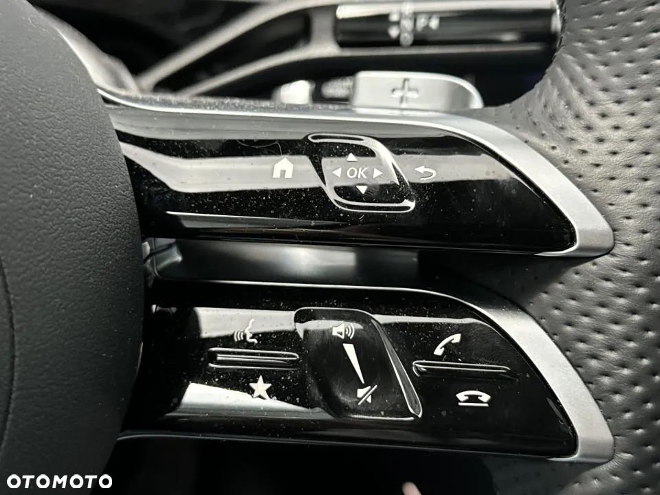 Mercedes-Benz Klasa E - 16