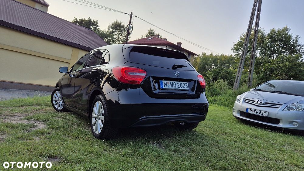 Mercedes-Benz Klasa A 180 (BlueEFFICIENCY) Urban - 3