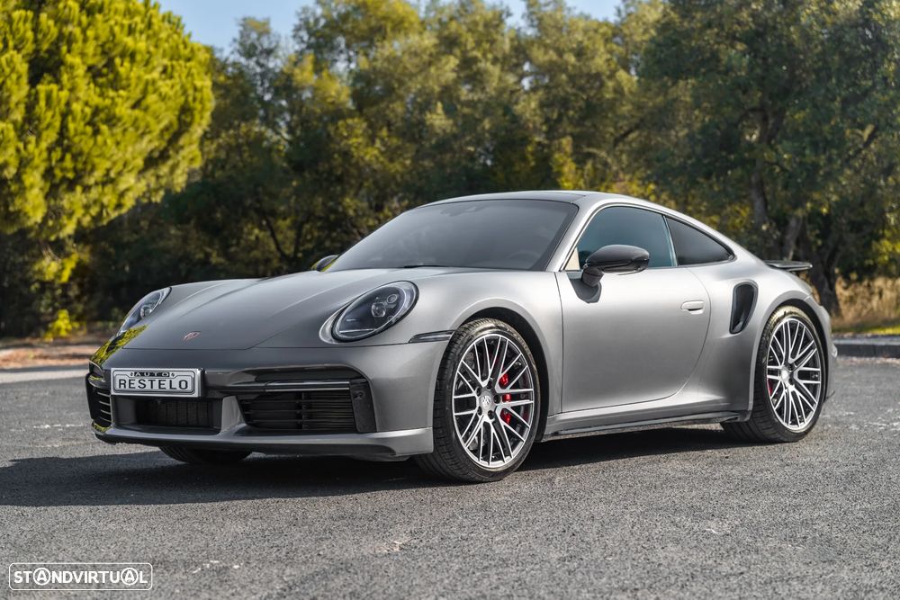 Porsche 911 (992) Turbo - 1