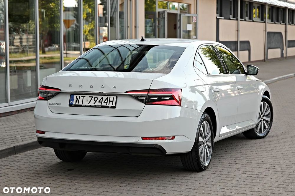 Skoda Superb 1.5 TSI Ambition DSG - 5