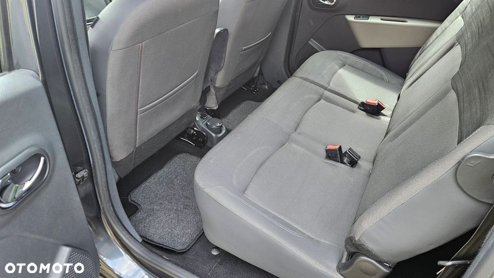 Dacia Lodgy 1.2 TCe Laureate - 15