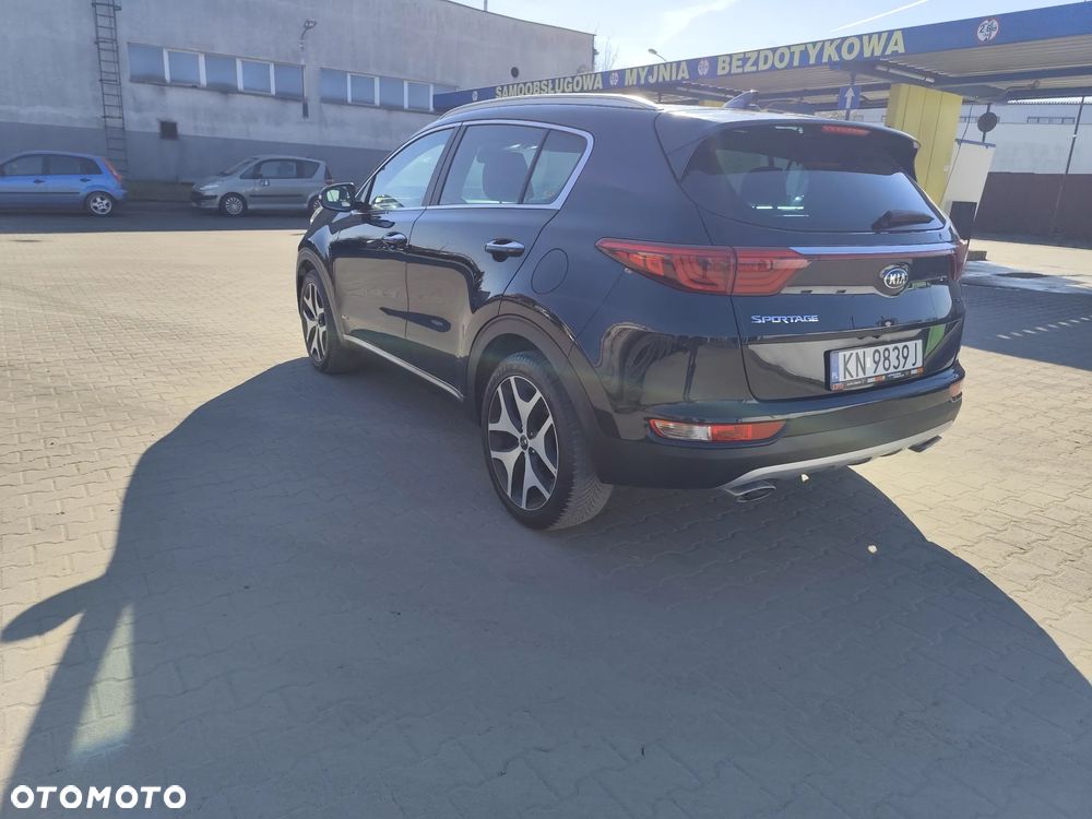 Kia Sportage 2,0 CRDI AWD GT Line - 5