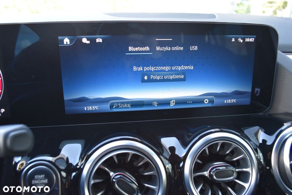 Mercedes-Benz GLA 220 d 4-Matic 8G-DCT - 19