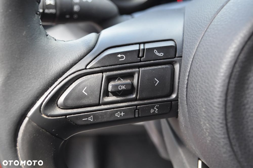 Mazda 2 Hybrid 1.5 VVT-i 116 CVT CENTRE-LINE - 25