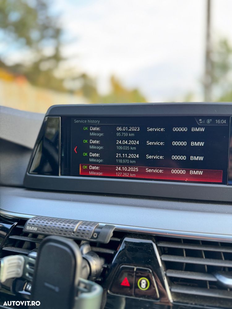 BMW Seria 5 520d AT - 9