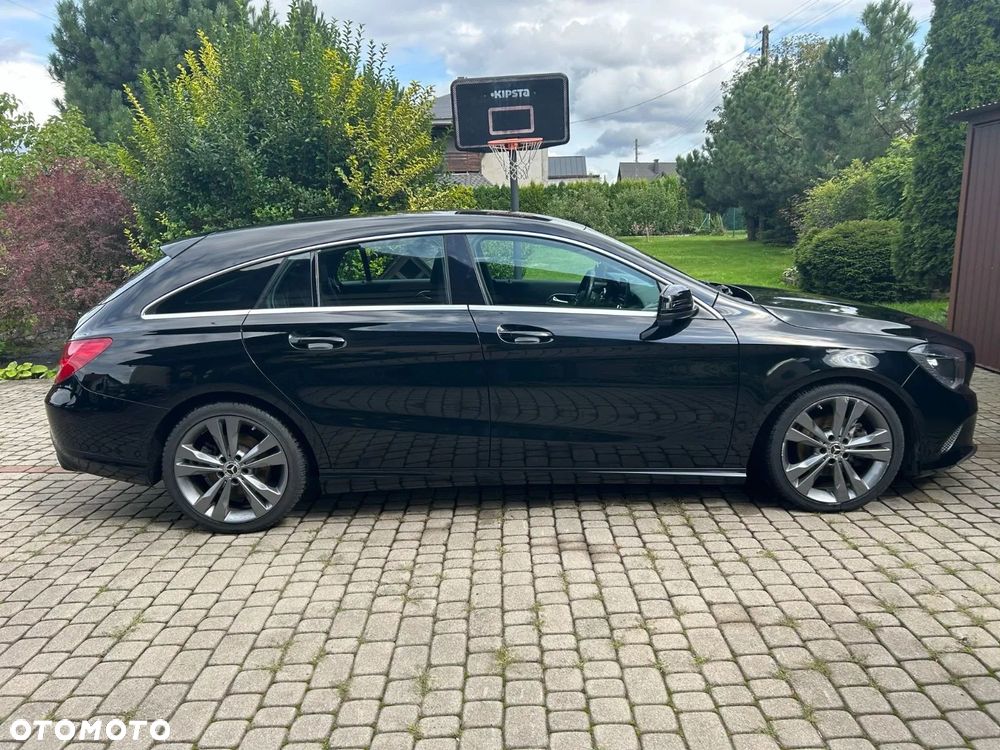 Mercedes-Benz CLA 180 d 7G-DCT - 4