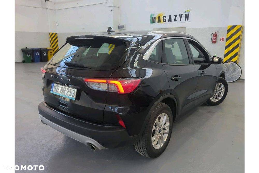 Ford Kuga - 3