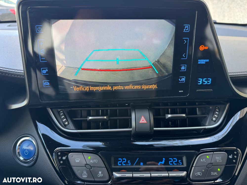 Toyota C-HR Style - 8