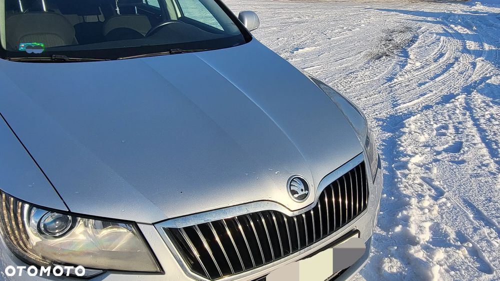 Skoda Superb 2.0 TDI Ambition - 2