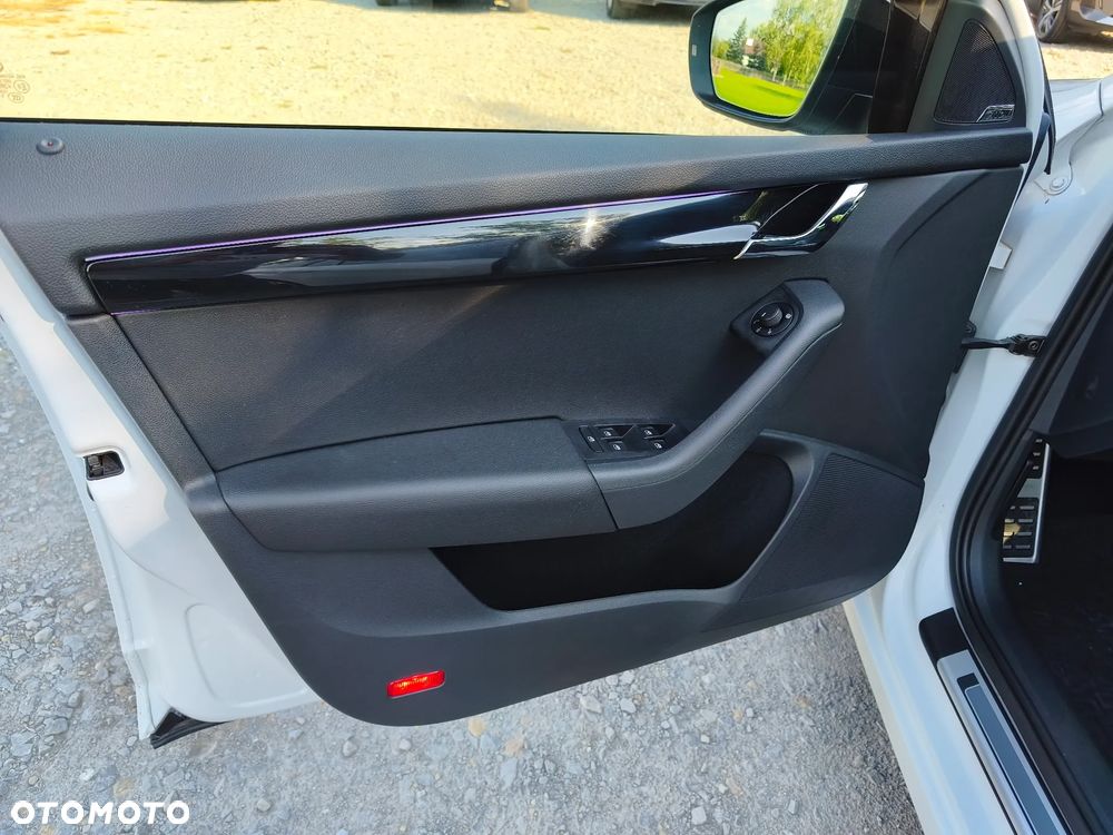 Skoda Octavia 2.0 TSI DSG RS 230 - 19