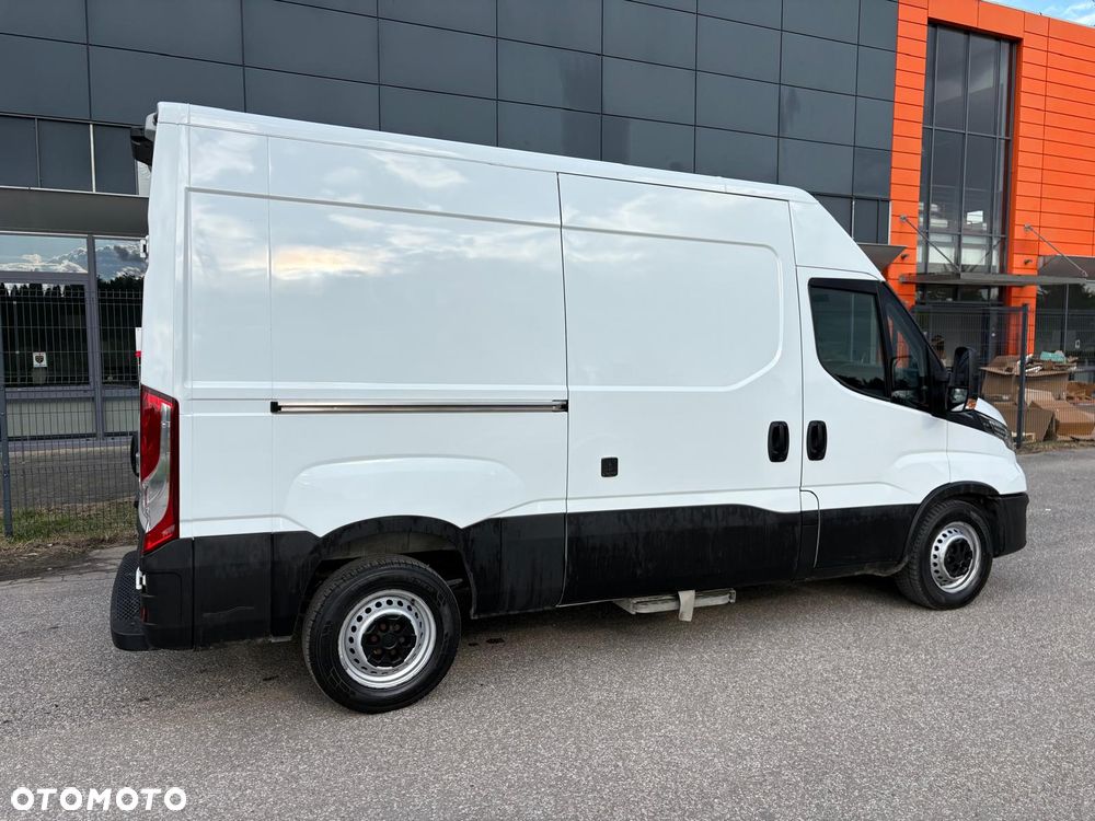 Iveco Iveco Daily 35S160, 2.3 160KM, L2H2, LED, HiMatic, Bardzo zadbane - 11