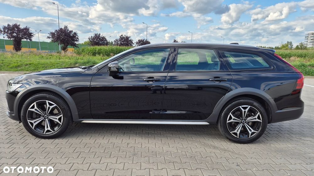 Volvo V90 Cross Country B4 D AWD Pro - 2