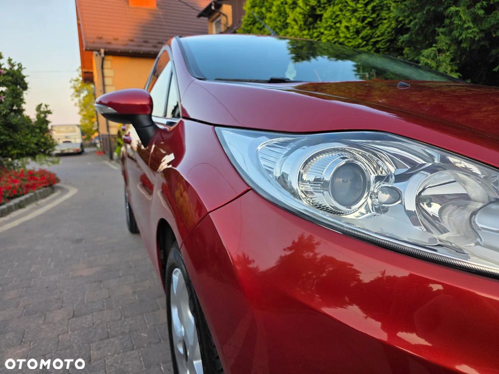 Ford Fiesta 1.25 Titanium - 10