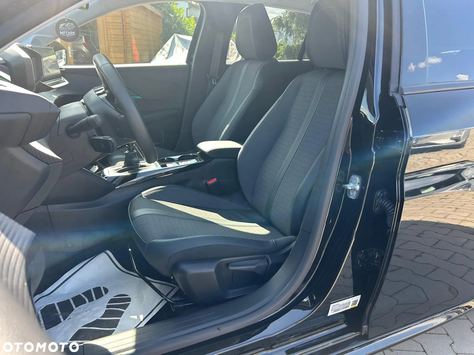 Peugeot 208 PureTech 100 Style - 16