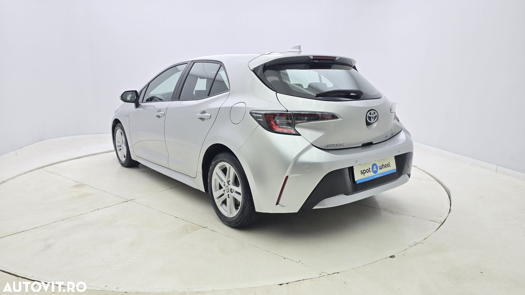 Toyota Corolla - 8