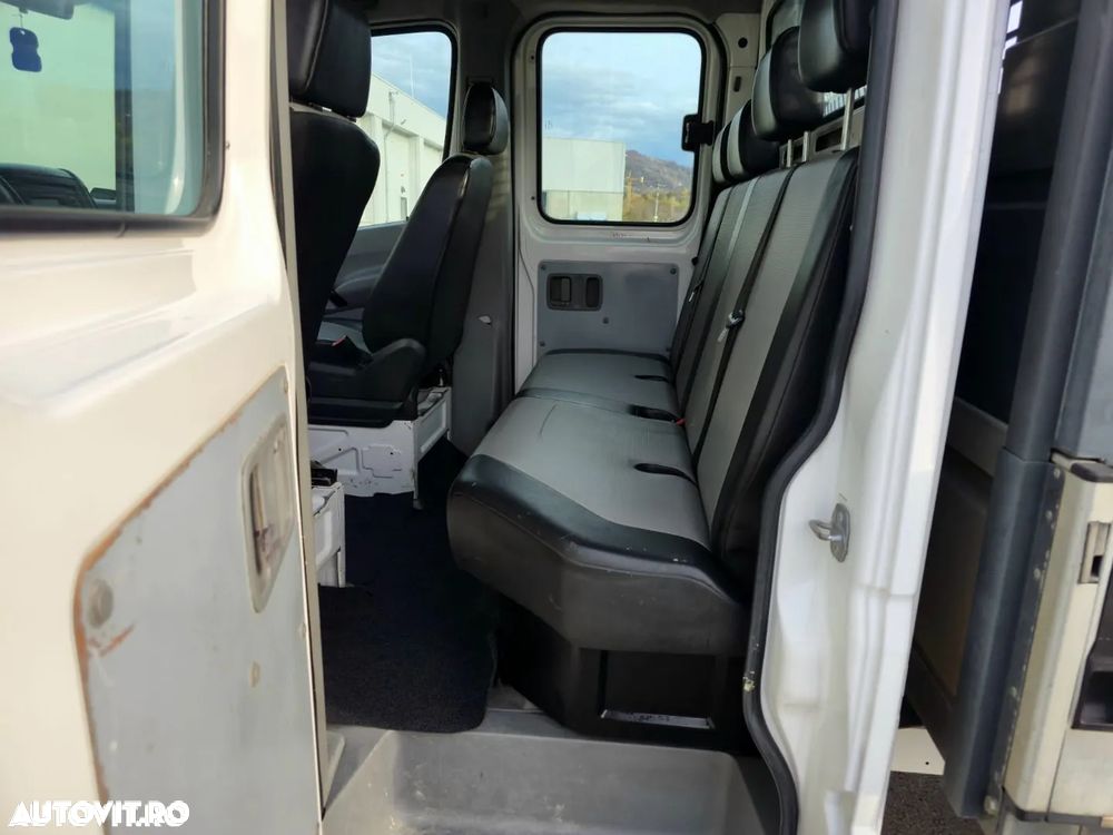 Volkswagen Crafter - 11