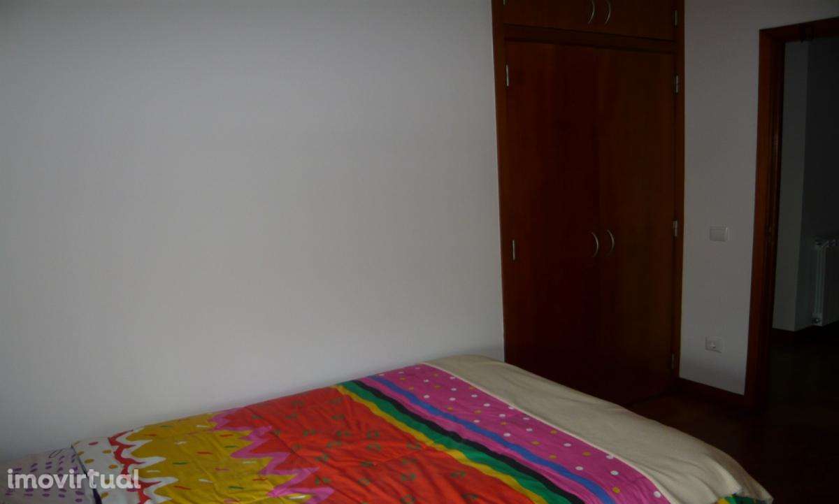 Quarto - localizado em Cidral Coimbra - Grande imagem: 2/11