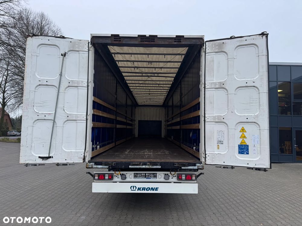 Krone SD Firanka Certyfikat XL, Dach podnoszony - 11