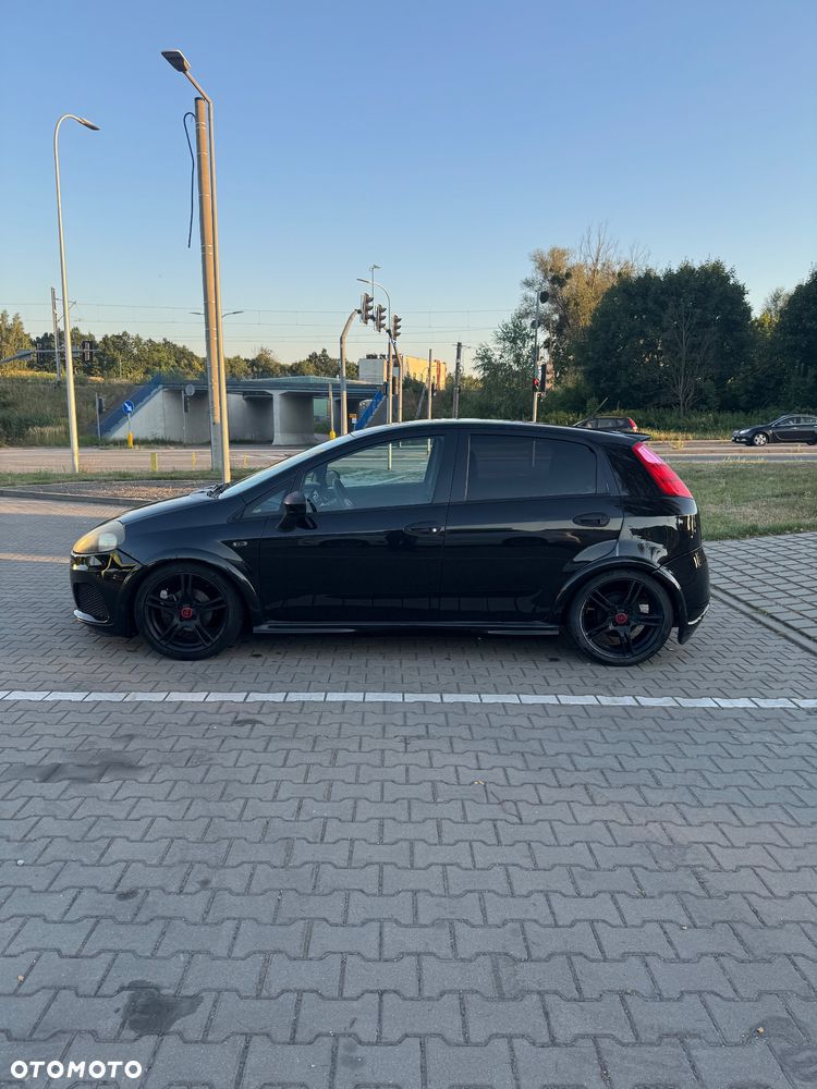 Fiat Grande Punto 1.4 8V - 17