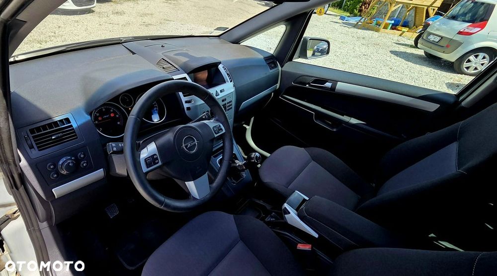 Opel Zafira 1.9 CDTI Edition Plus - 20