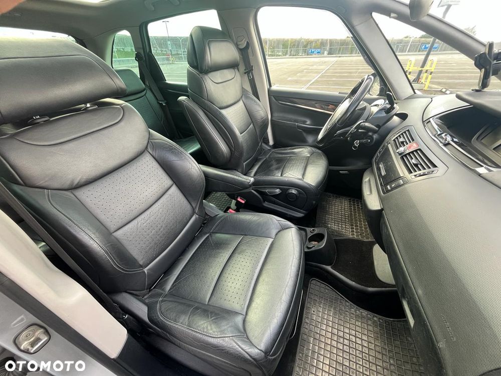 Citroën C4 Picasso 2.0 HDi Equilibre Exclusive - 16