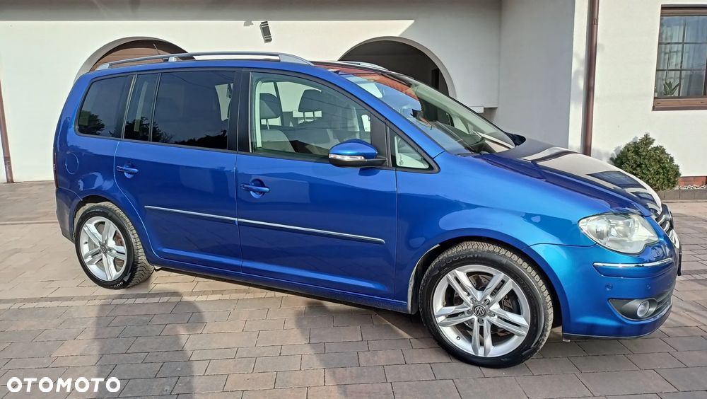 Volkswagen Touran 1.4 TSI Highline DSG - 4