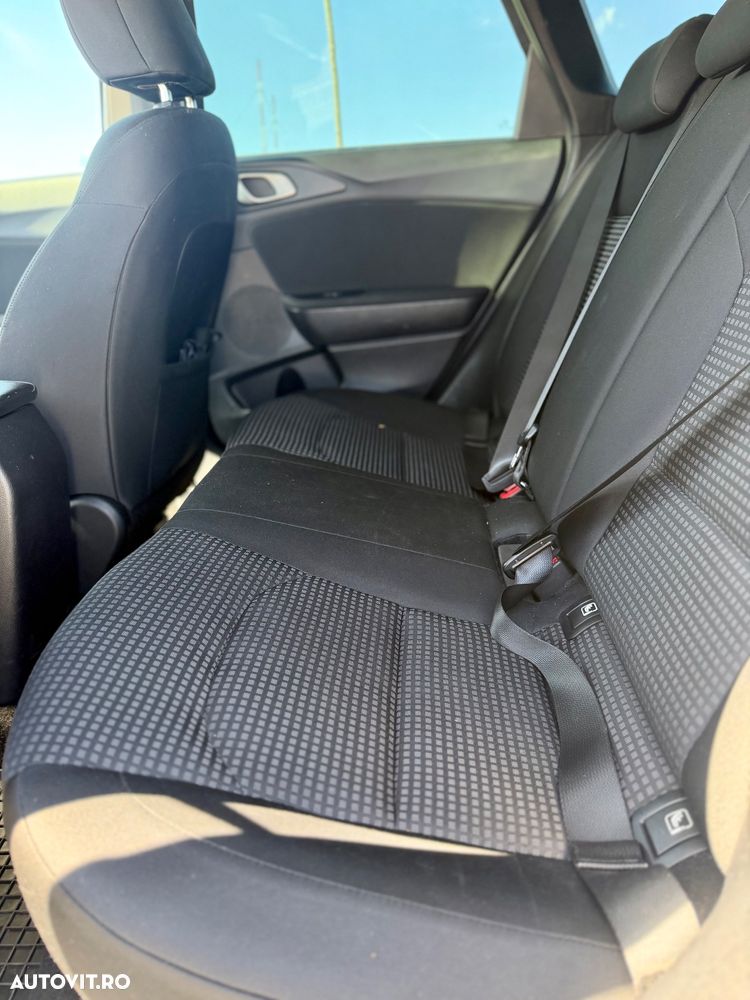 Kia Ceed 1.5 T-GDI 6MT Best - 13