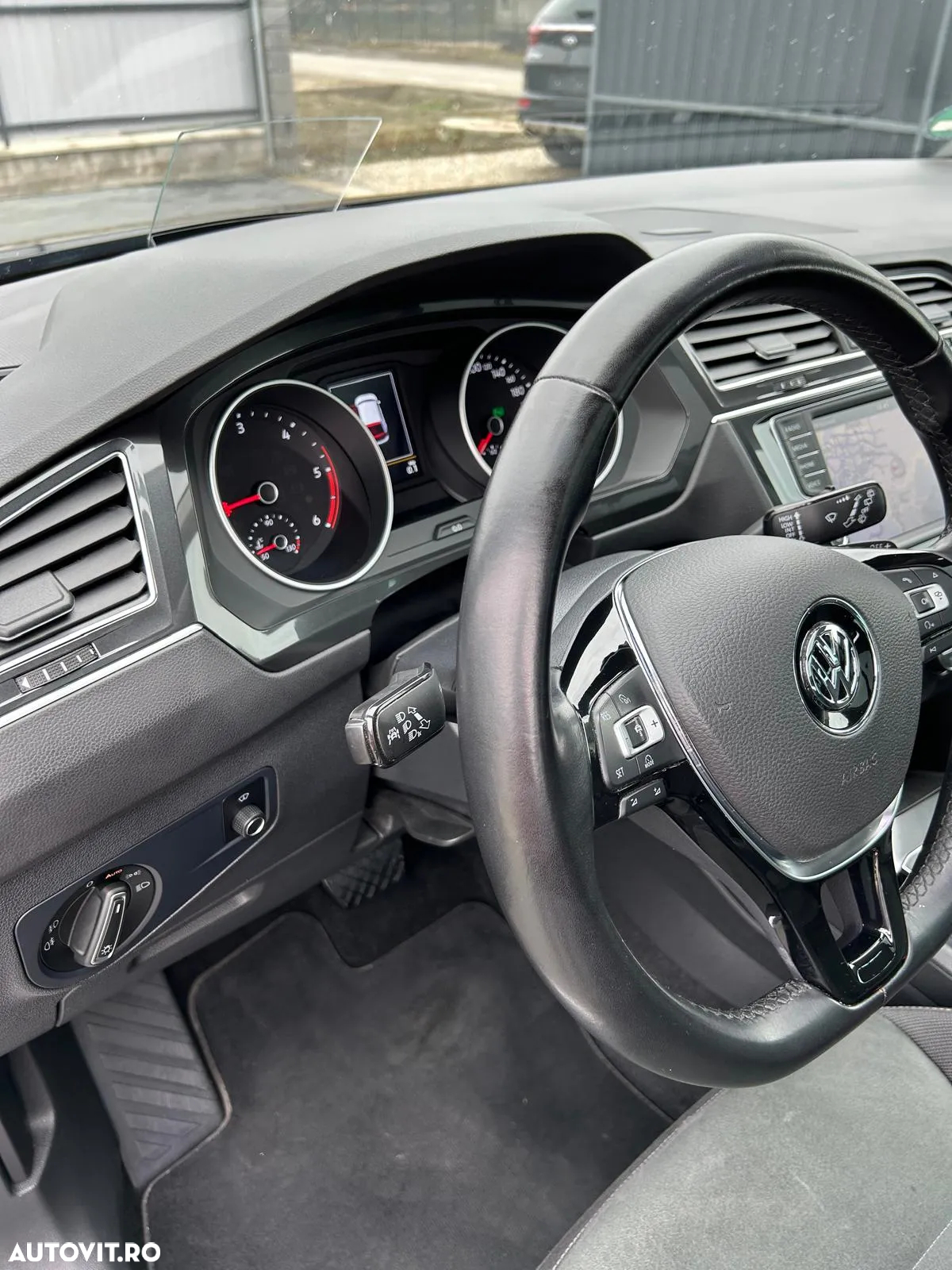Volkswagen Tiguan 2.0 TDI 4Mot DSG Highline - 25