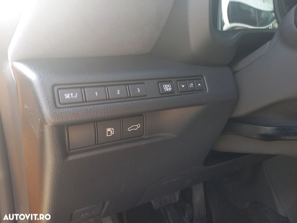 Lexus LBX 1.5 HEV 4x2 CVT Cool - 18