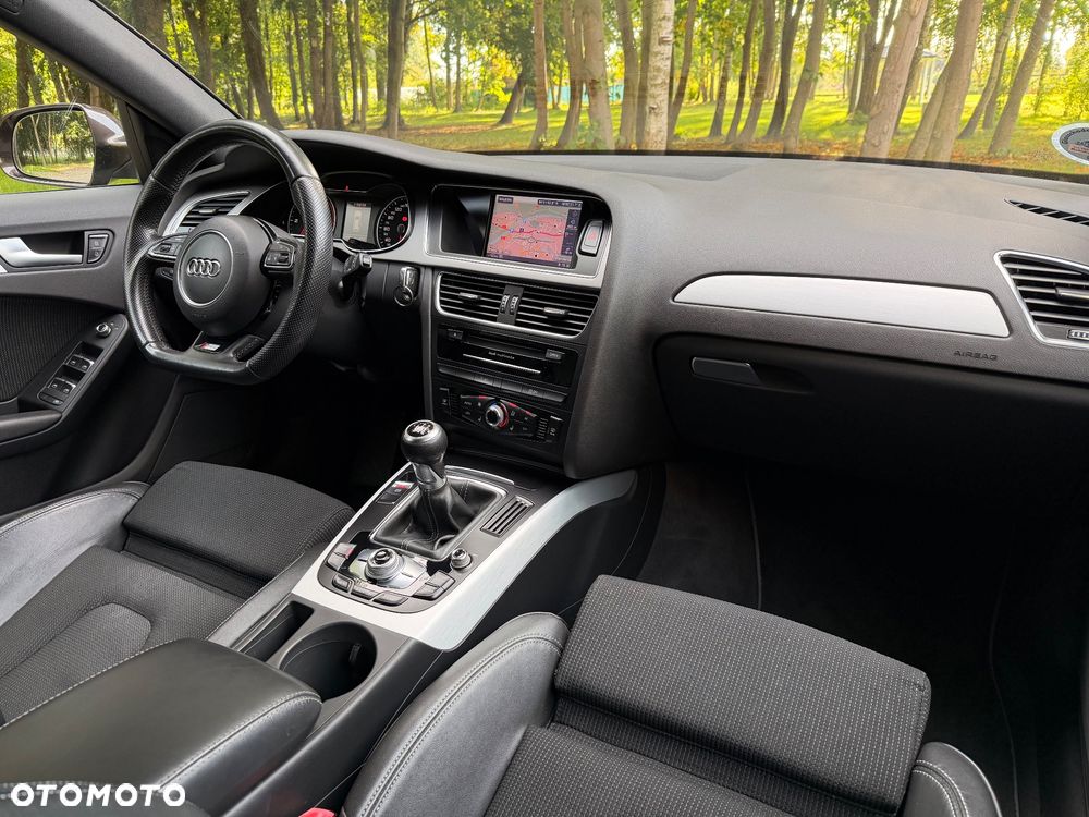 Audi A4 Avant 2.0 TDI DPF S line Sportpaket - 14