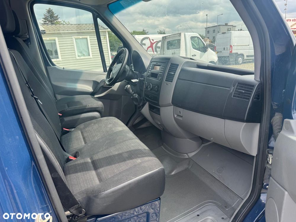 Mercedes-Benz Sprinter - 18