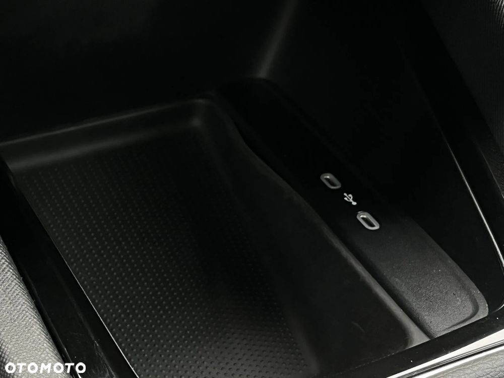 Skoda Octavia 1.5 TSI ACT Ambition - 37