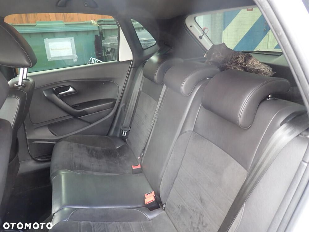 Volkswagen Polo 1.4 DSG GTI - 14