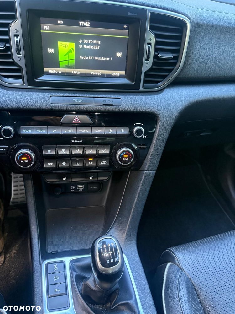 Kia Sportage 2.0 CRDI AWD Fifa World Cup Edition - 17