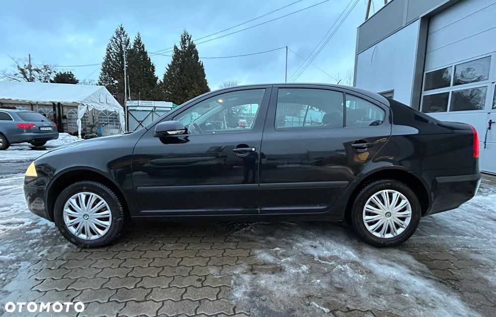 Skoda Octavia 2.0 FSI Ambiente - 23