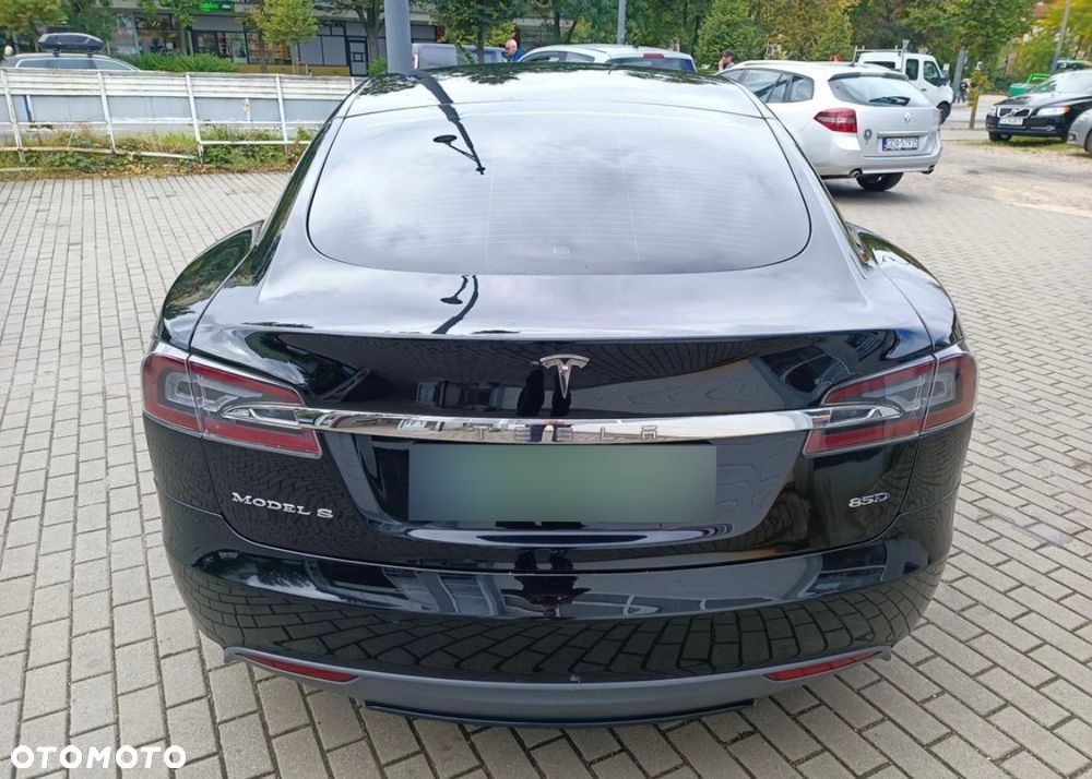 Tesla Model S 85D Allradantrieb - 6