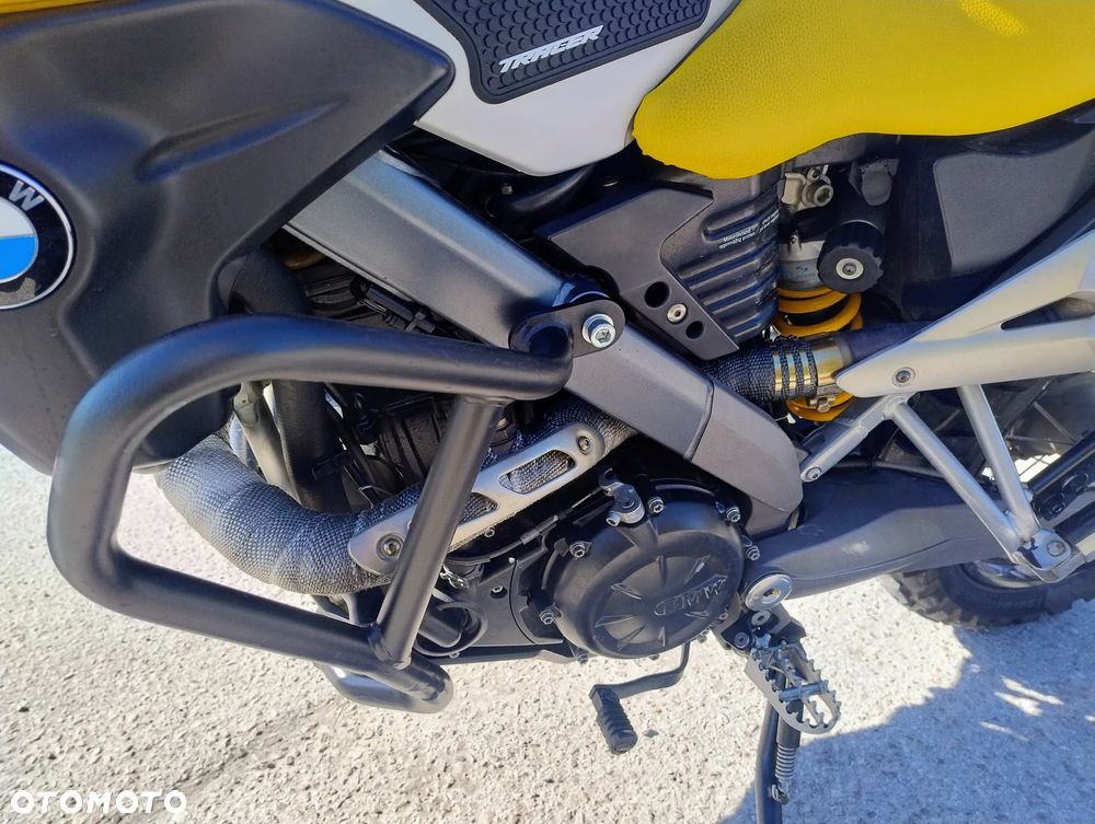 BMW G - 12