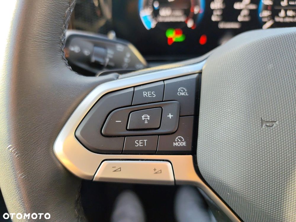 Volkswagen Tiguan - 21