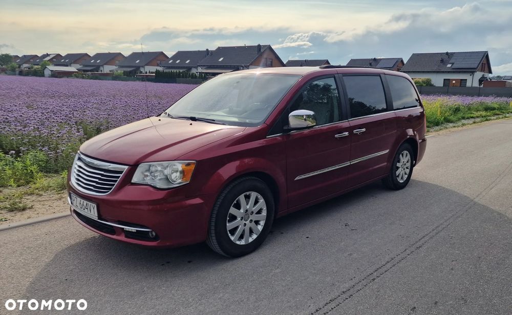 Chrysler Town and Country