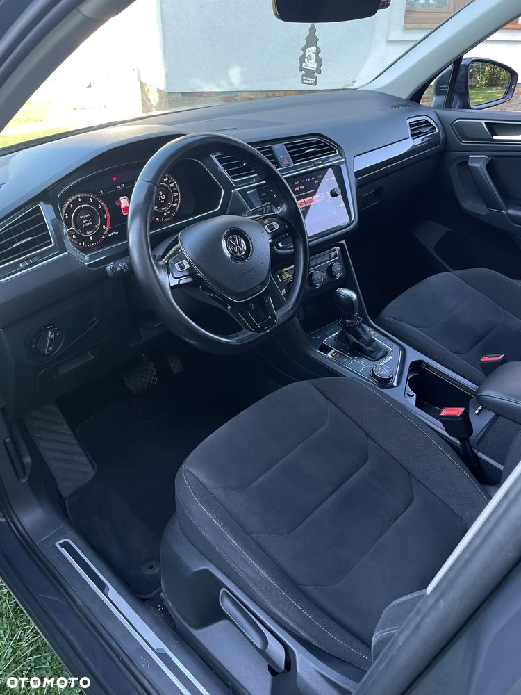 Volkswagen Tiguan - 9