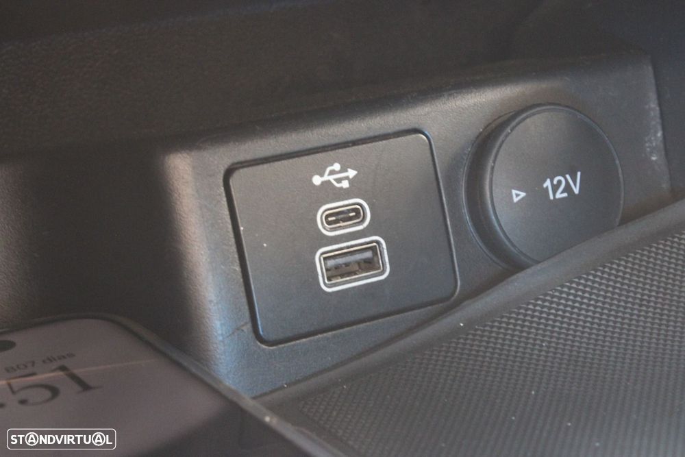 Ford Kuga 1.5 EcoBoost ST-Line - 25