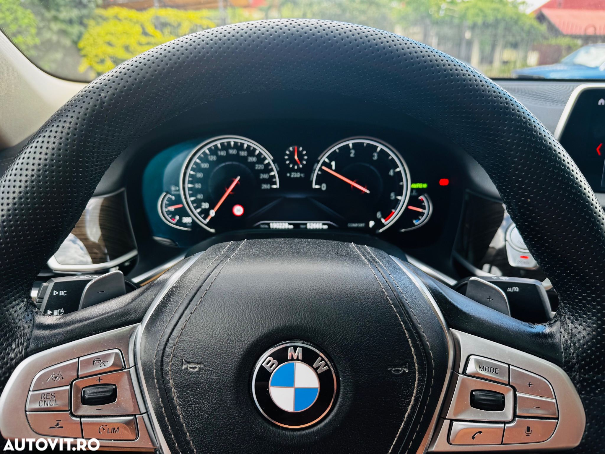 BMW Seria 7 740Ld xDrive - 22