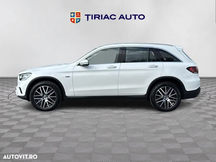 Mercedes-Benz GLC 300 e 4MATIC - 3