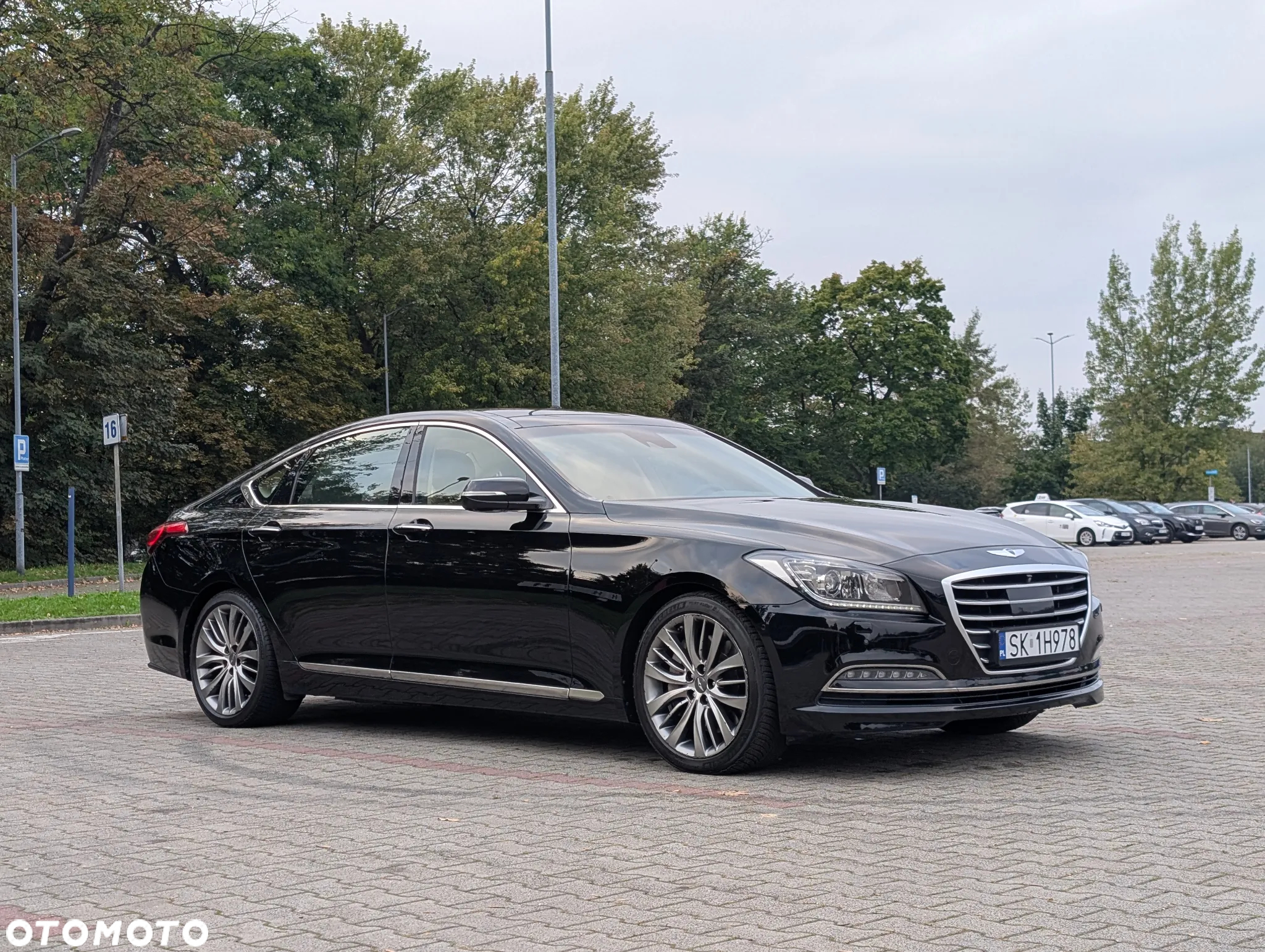 Hyundai Genesis 3.8 V6 GDI - 7