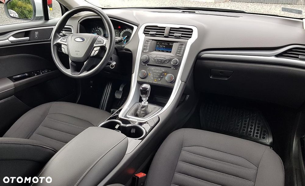 Ford Mondeo 1.6 TDCi ECOnetic Ambiente - 13