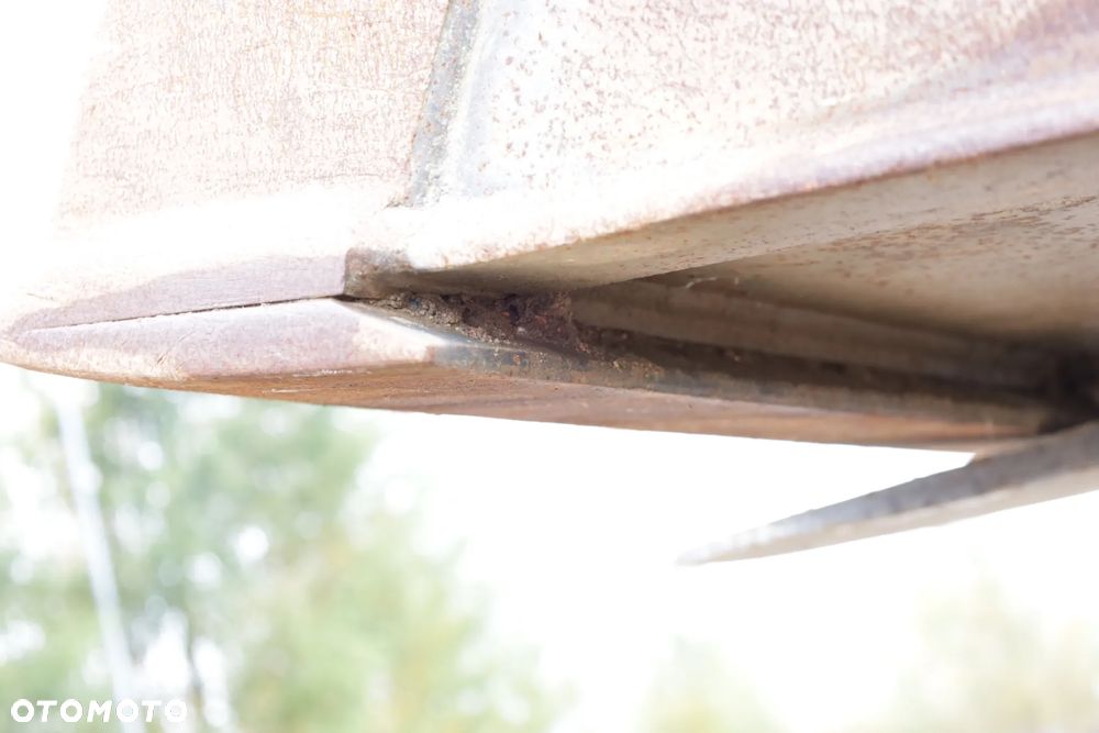 Łyżka ładowarkowa 1.6 m3 Volvo L50 L60 L70 2.5 m szer. - 23